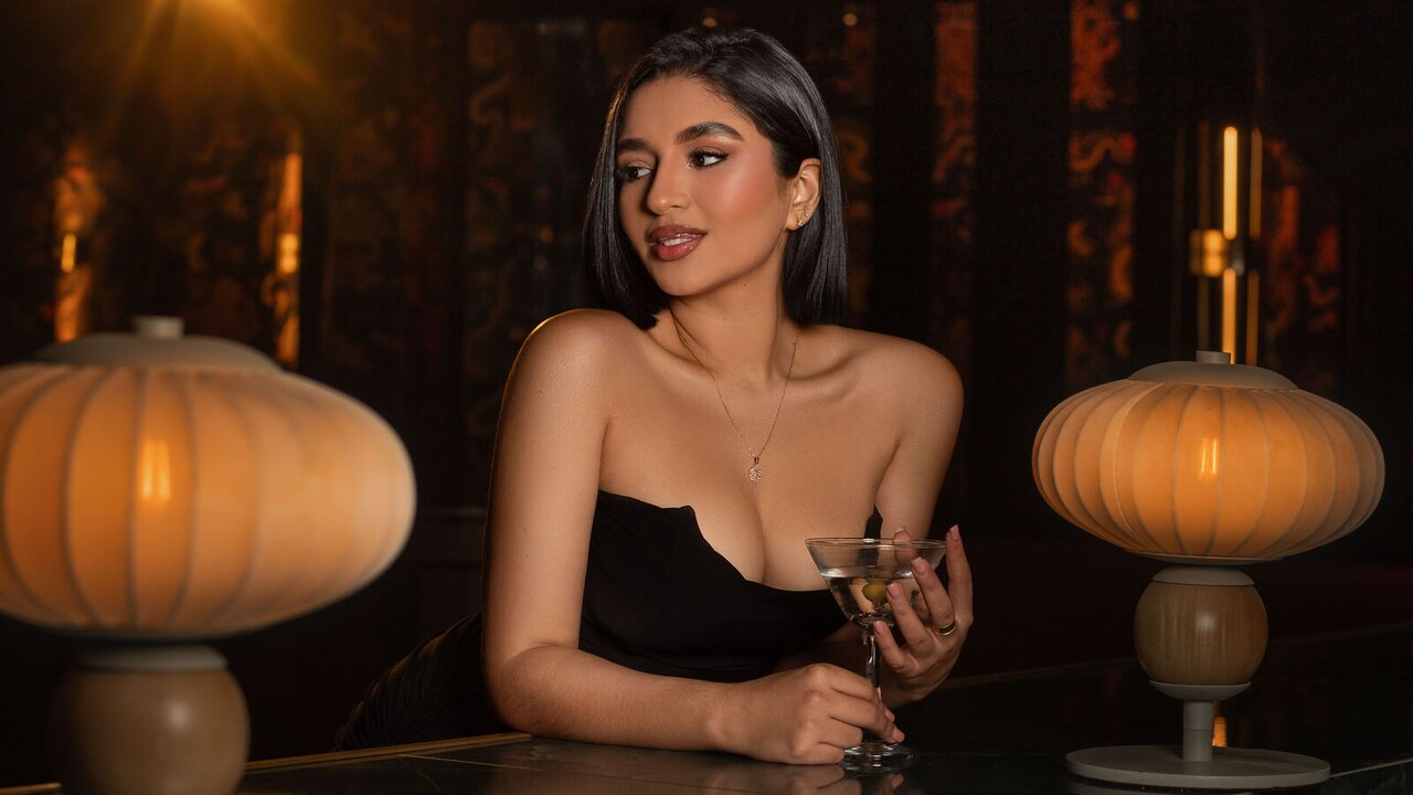 Live Porn Camera of GenesisGarcia