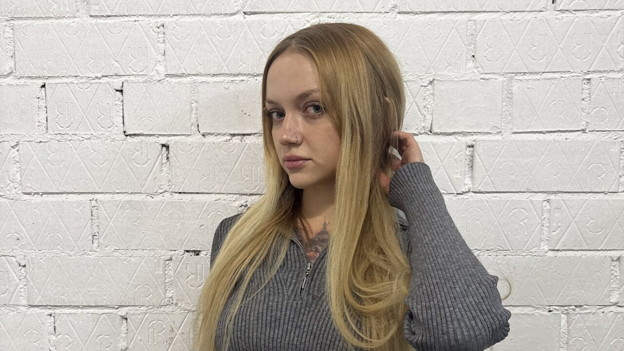 Live Porn Camera of LaveniaParvis